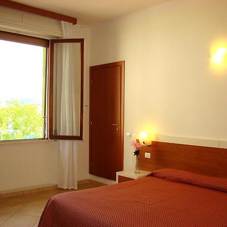 B&B Soggiorno Ponte Rosso Firenze Værelse billede