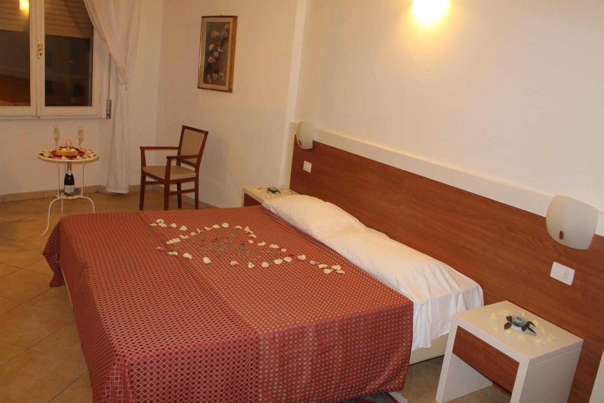 B&B Soggiorno Ponte Rosso Firenze Eksteriør billede