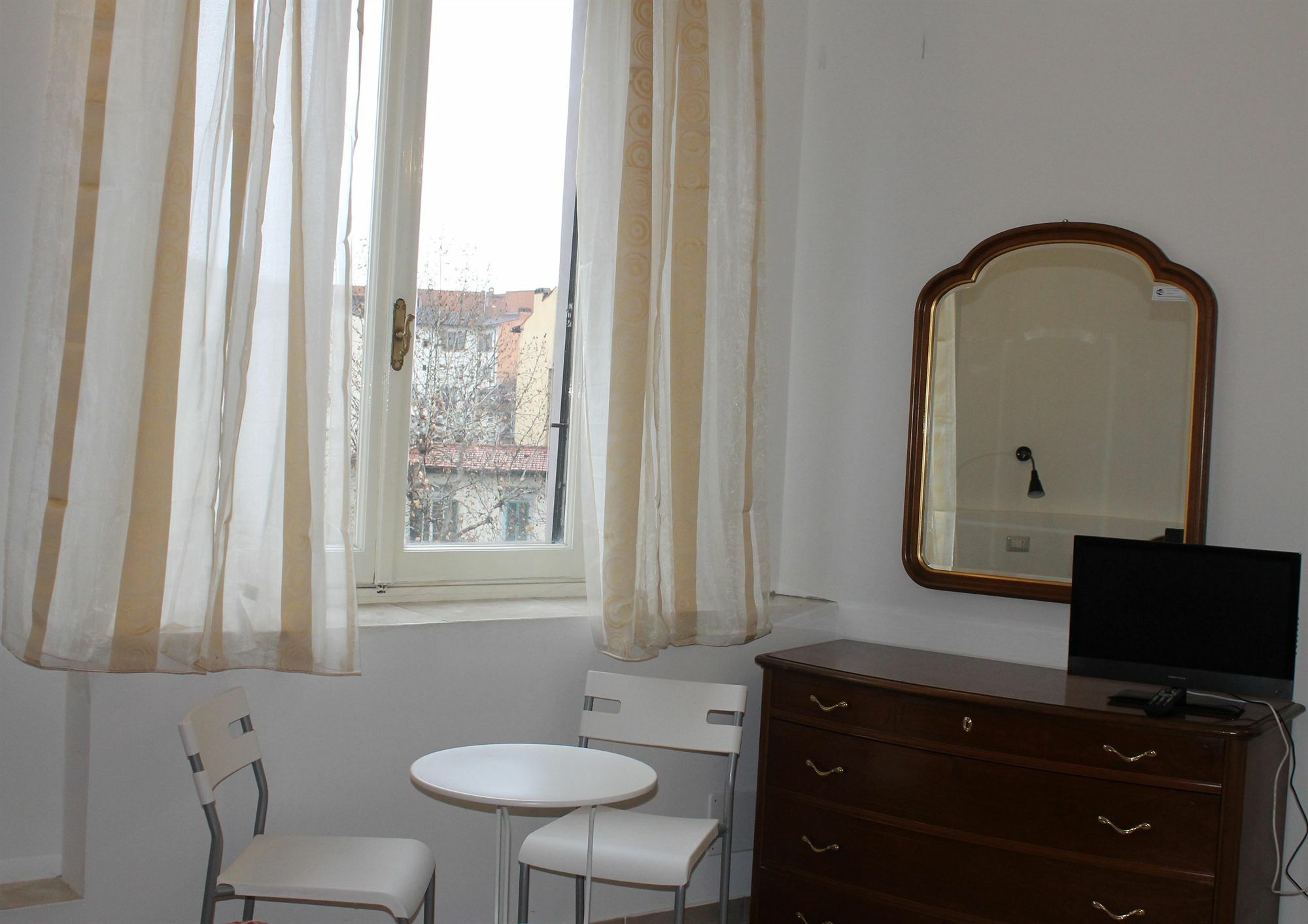 B&B Soggiorno Ponte Rosso Firenze Eksteriør billede