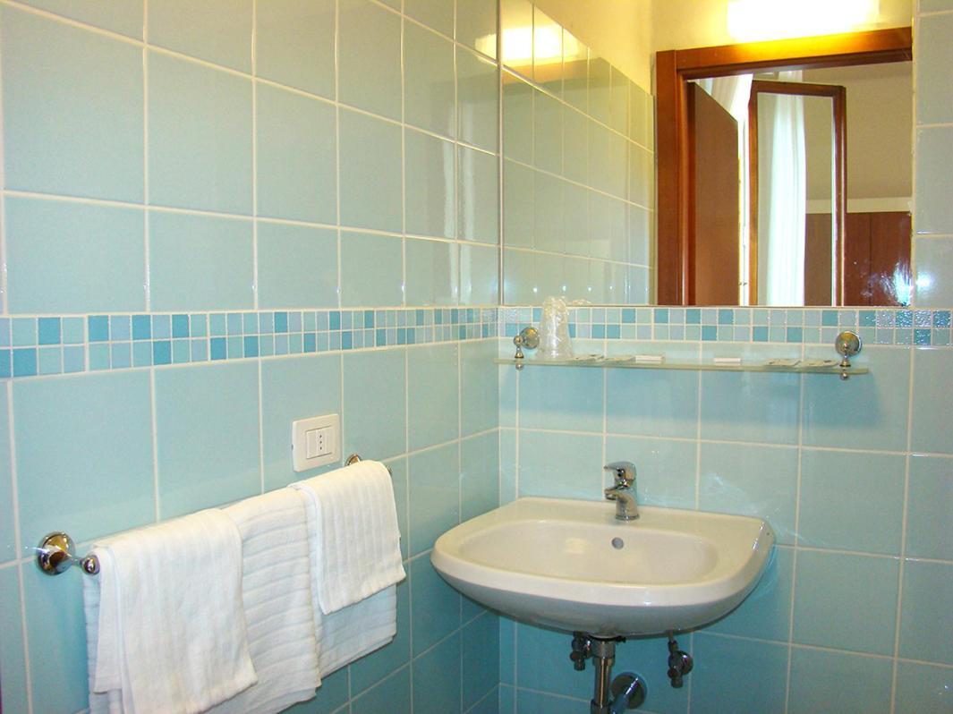B&B Soggiorno Ponte Rosso Firenze Værelse billede